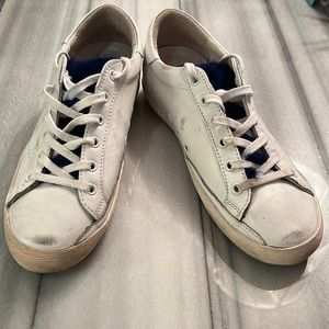 GOLDEN GOOSE low tops with royal blue mink tongue